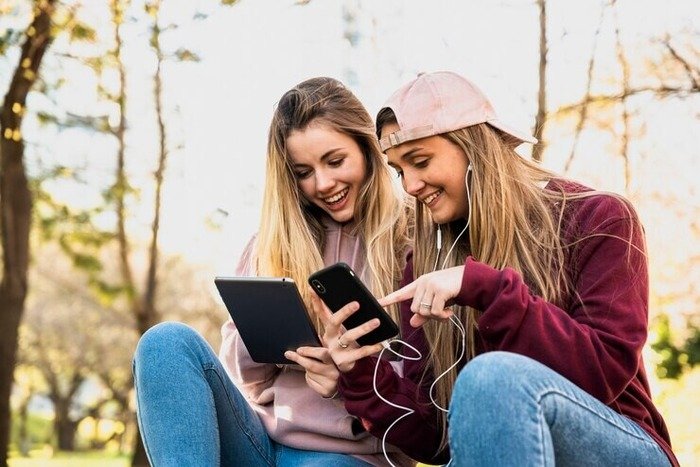 Cellular Providers Offering Free Samsung Tablets
