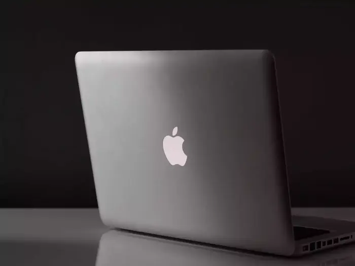 MacBook and iPad Education Discount
